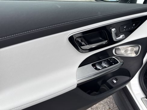 New 2026 Mercedes-Benz GLC 300 image 7