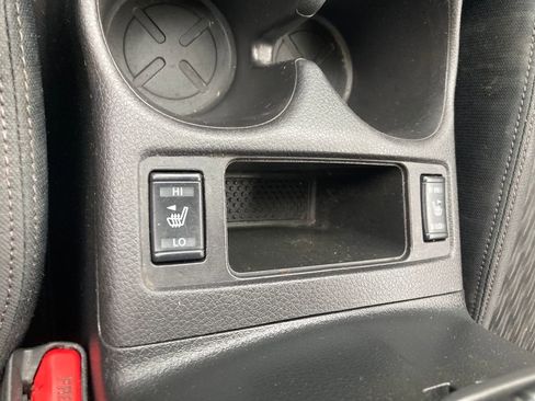 Used 2019 Nissan Rogue SV w/ Premium Package image 45