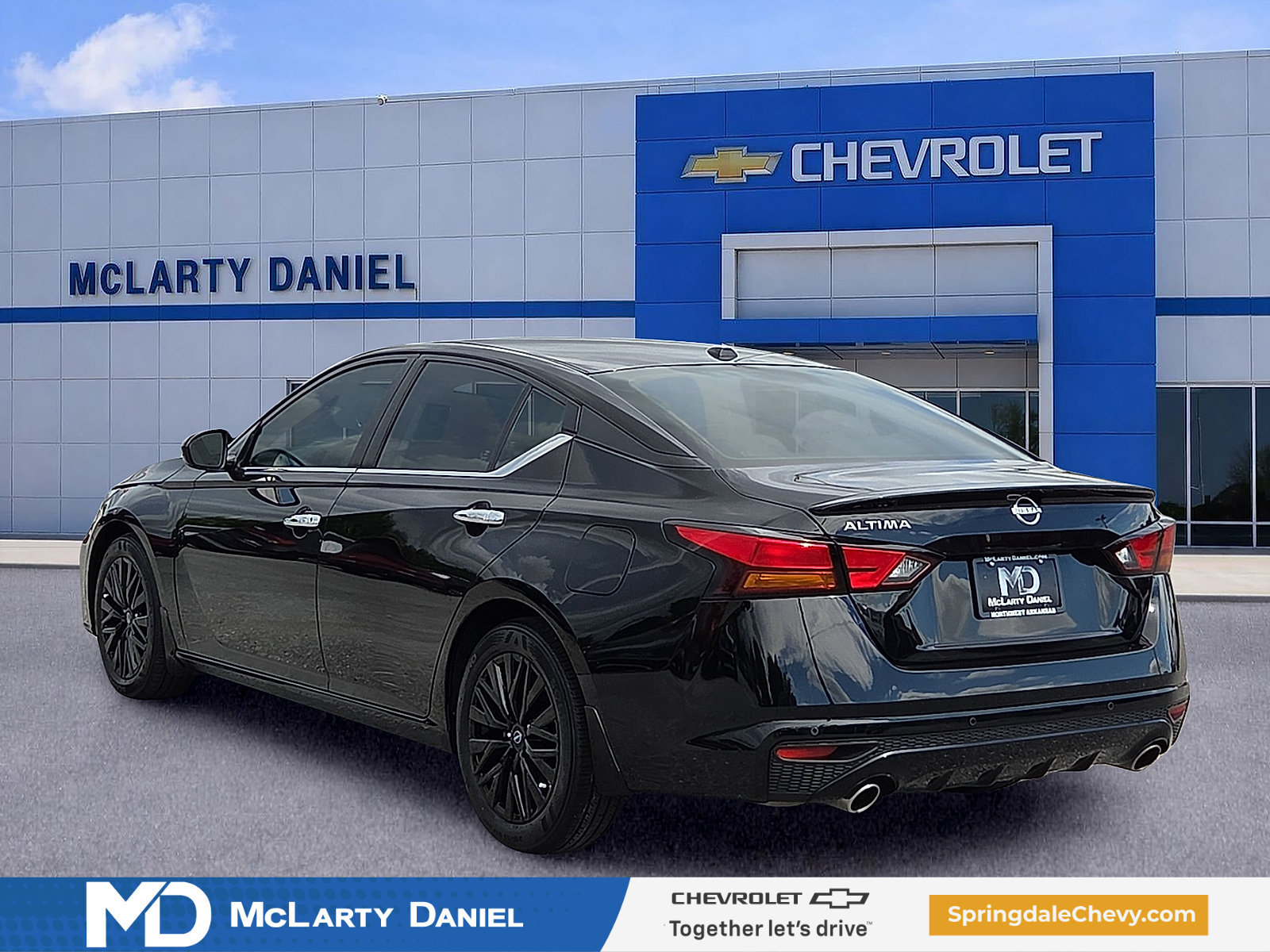 Used 2025 Nissan Altima 2.5 SV w/ SV Special Edition Package FWD image 4