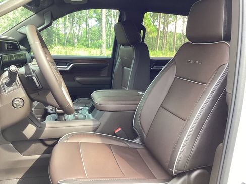 New 2026 GMC Sierra 1500 Denali w/ Denali Reserve Package AWD/4WD image 15