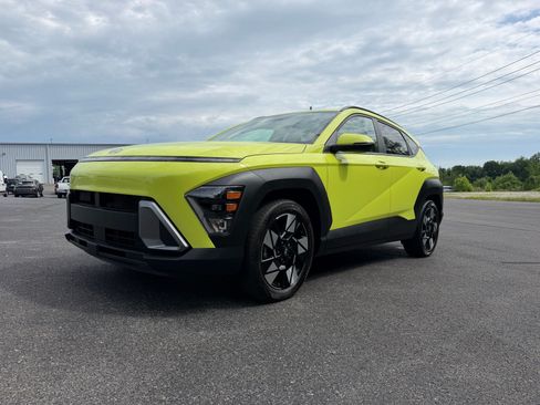 Used 2024 Hyundai Kona SEL w/ Convenience Package FWD image 8