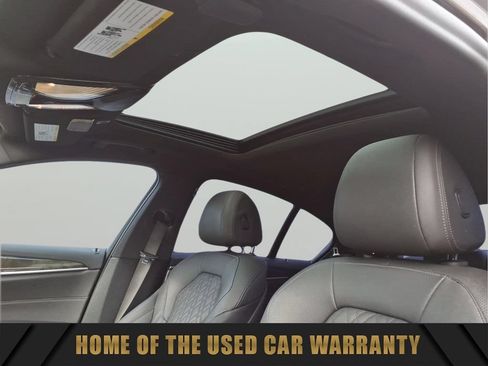 Used 2021 BMW 530i w/ Convenience Package RWD image 28