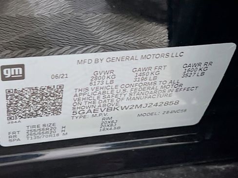 Certified 2021 Buick Enclave Premium w/ Sun and Sites Package image 29