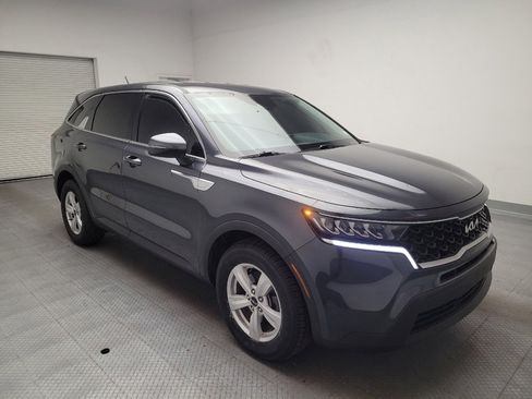 Used 2023 Kia Sorento LX FWD image 13