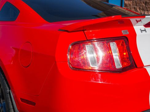 Used 2011 Ford Mustang Shelby GT500 w/ Electronics Pkg image 18