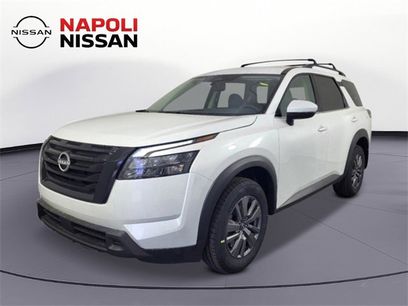 New 2025 Nissan Pathfinder SV w/ Black Appearance Package