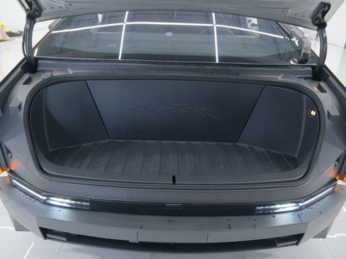 Used 2024 Tesla Cybertruck AWD Crew Cab image 70