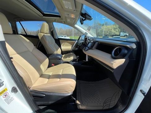 Used 2015 Toyota RAV4 Limited w/ Technology Package image 22