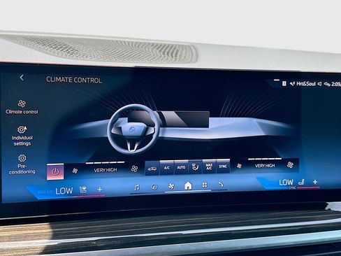 Certified 2025 BMW X5 xDrive40i image 16