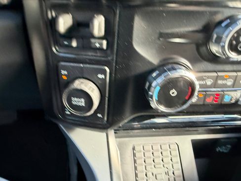 New 2026 Ford F350 Lariat w/ Black Appearance Package image 22