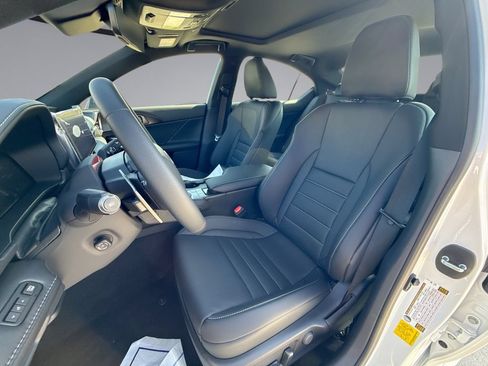 Used 2026 Lexus IS 350 F Sport w/ Technology Package RWD image 29