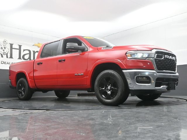 Used 2025 RAM 1500 Big Horn AWD/4WD image 2