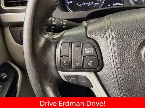 Certified 2018 Toyota Highlander Plus AWD/4WD image 13