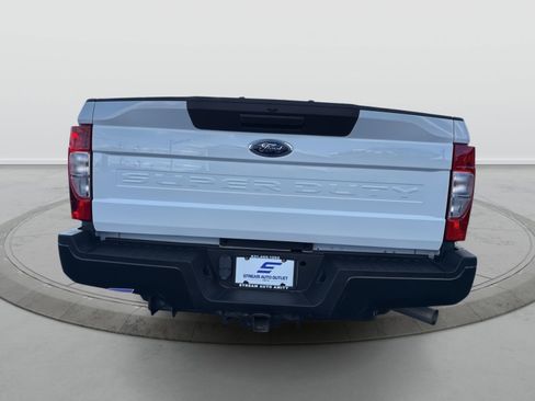Used 2021 Ford F250 XL w/ Power Equipment Group image 5