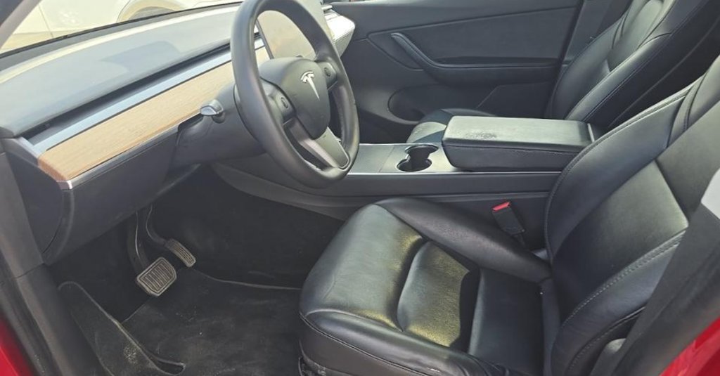 Used 2021 Tesla Model Y Long Range AWD/4WD image 5