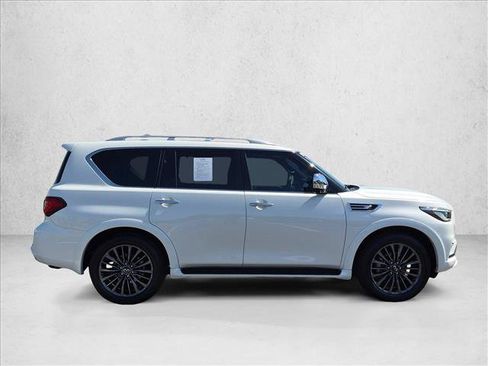 Used 2023 INFINITI QX80 Sensory w/ Cargo Package AWD/4WD image 4