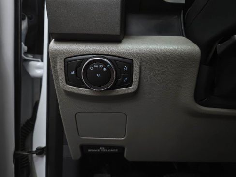 Used 2022 Ford F250 XL w/ Power Equipment Group AWD/4WD image 28