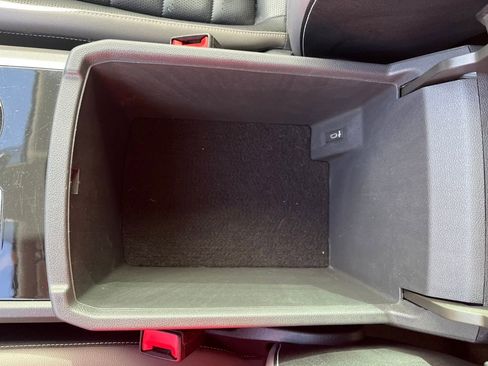 Used 2021 Volkswagen Atlas SEL Premium image 16