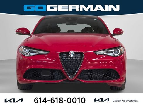Used 2022 Alfa Romeo Giulia Sprint AWD/4WD image 3
