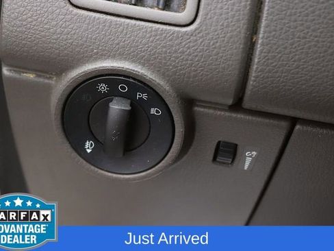 Used 2010 Ford Edge SEL image 22