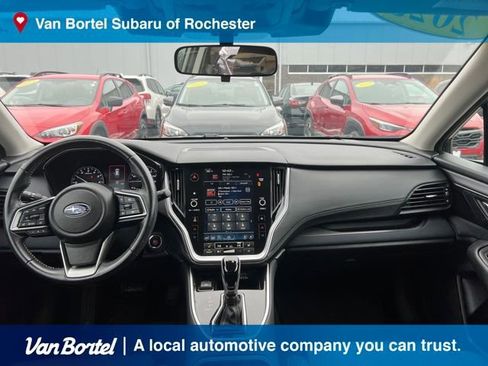 Used 2023 Subaru Outback Premium image 12