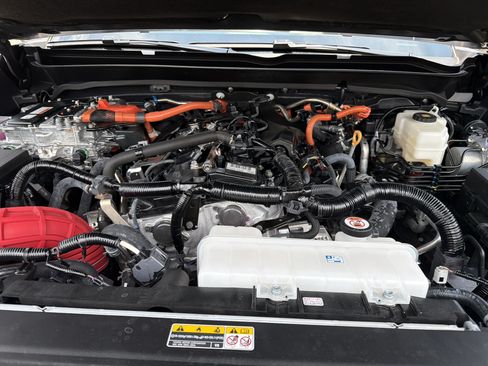 Certified 2025 Toyota Tacoma TRD Pro AWD/4WD image 22