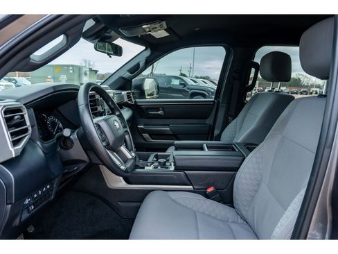 Used 2025 Toyota Tundra SR5 image 11