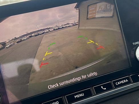 Used 2022 Mitsubishi Outlander ES image 22