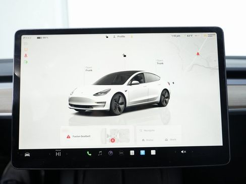 Used 2023 Tesla Model 3 Standard Range image 49