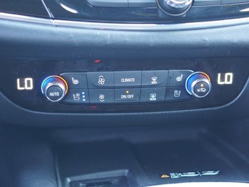 Used 2023 Buick Enclave Avenir w/ Avenir Technology Package image 30