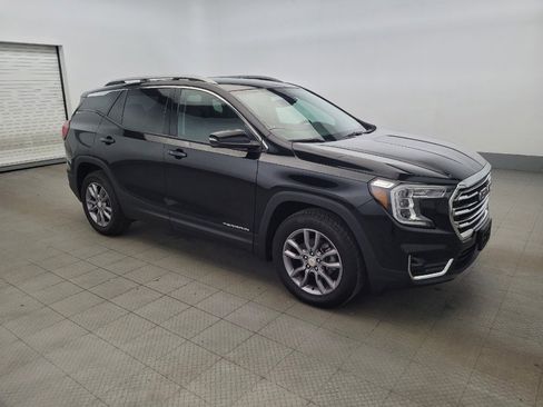 Used 2023 GMC Terrain SLT image 13