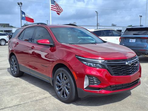 Used 2024 Chevrolet Equinox RS FWD image 3