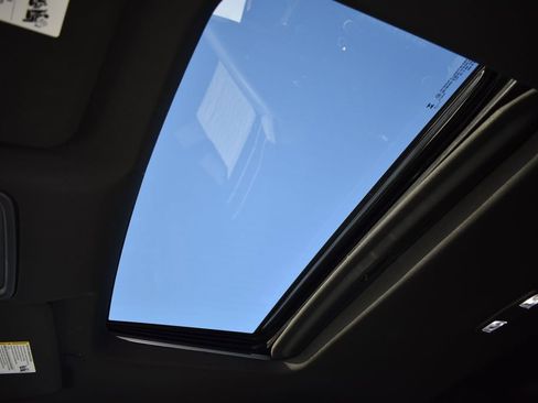 Certified 2025 Chevrolet Silverado 1500 ZR2 w/ Technology Package image 15