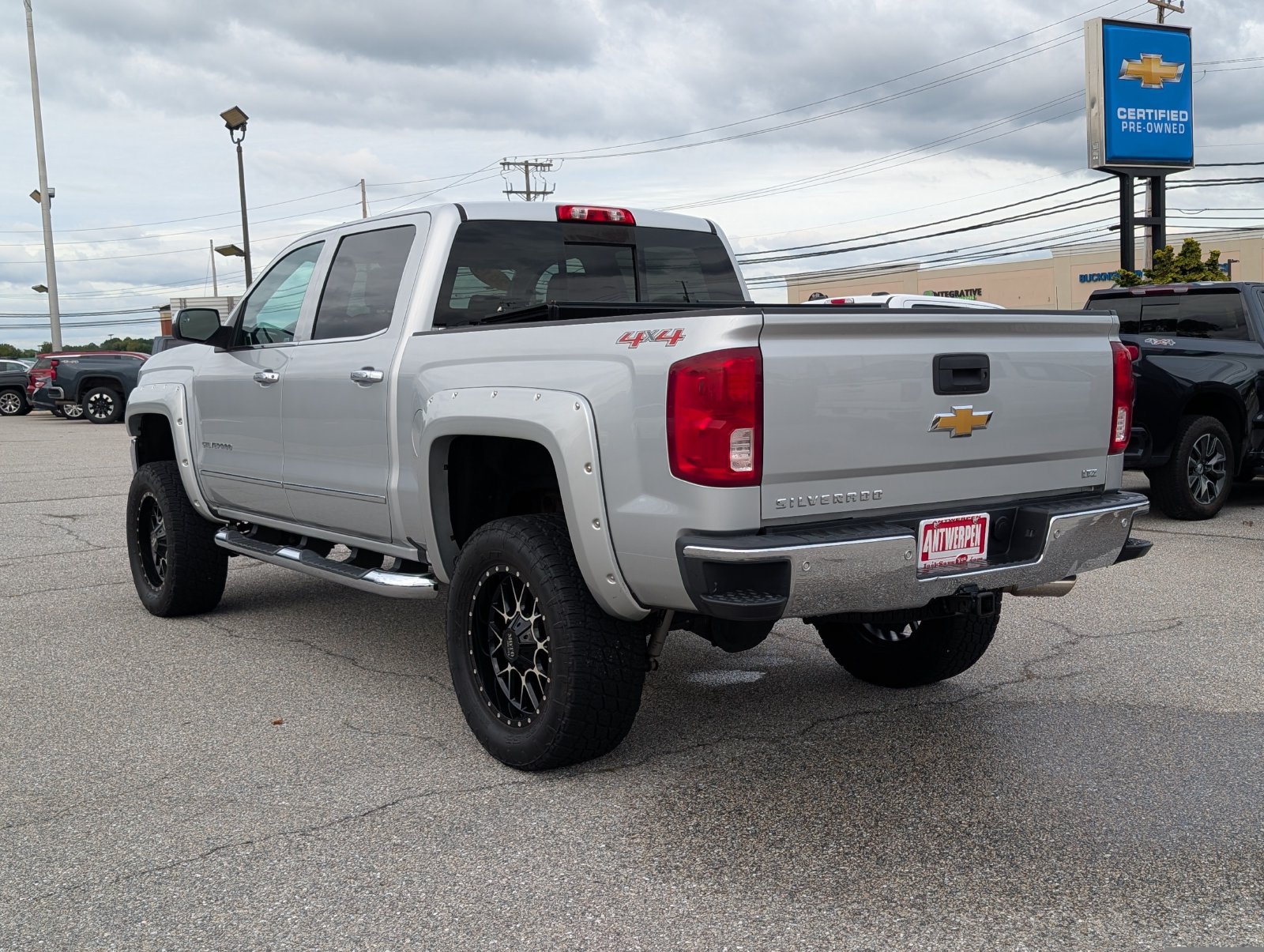 Used 2016 Chevrolet Silverado 1500 LTZ w/ Sport Package AWD/4WD image 5