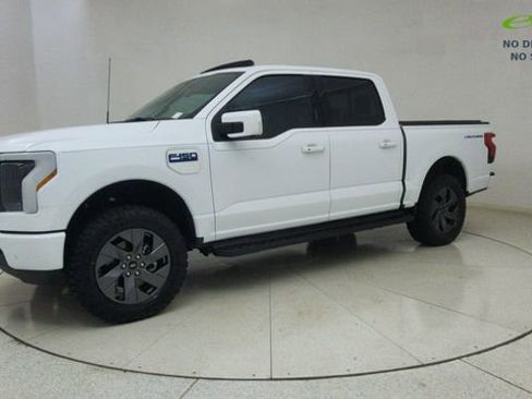 Used 2024 Ford F150 Lightning Lariat AWD/4WD image 65