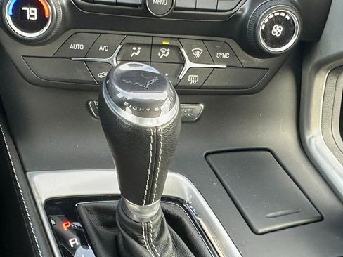 Used 2016 Chevrolet Corvette Stingray Convertible image 19