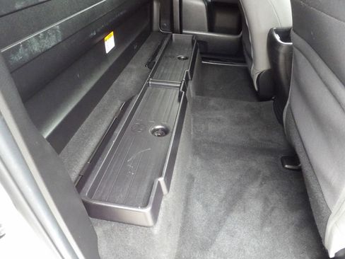 Used 2021 Toyota Tacoma SR image 32