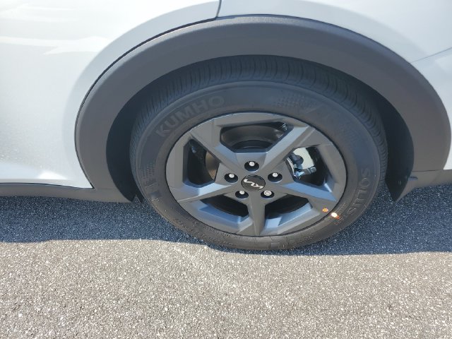New 2026 Kia K4 FWD image 15