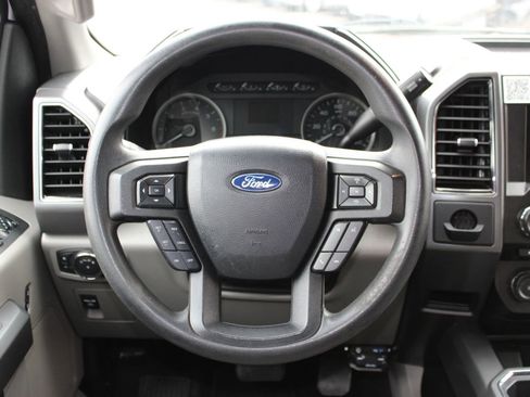 Used 2018 Ford F150 XLT image 14