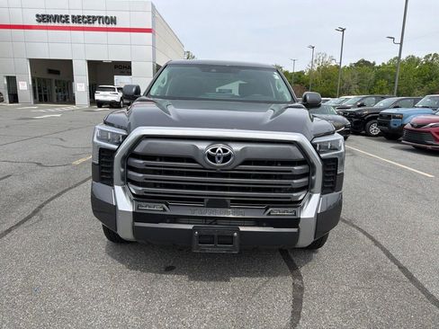 Used 2023 Toyota Tundra Limited AWD/4WD image 6