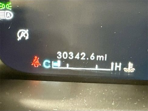 Used 2022 Lincoln Nautilus Reserve image 17