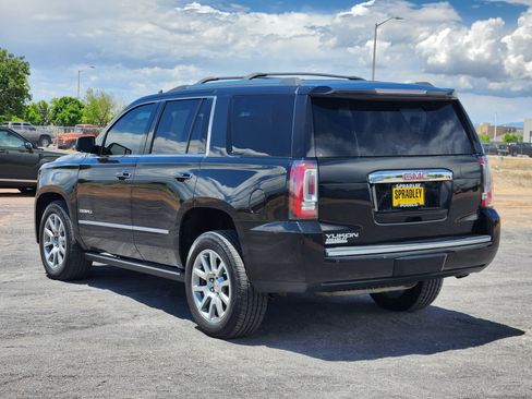 Used 2019 GMC Yukon Denali AWD/4WD image 3