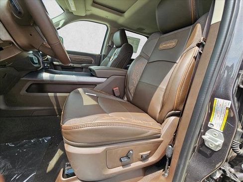 New 2026 RAM 2500 Limited AWD/4WD image 19