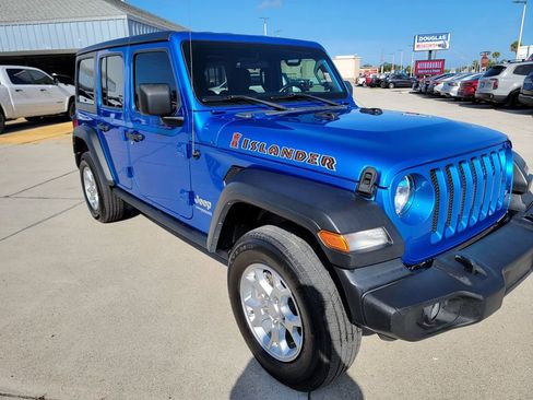 Used 2021 Jeep Wrangler Unlimited Sport AWD/4WD image 6