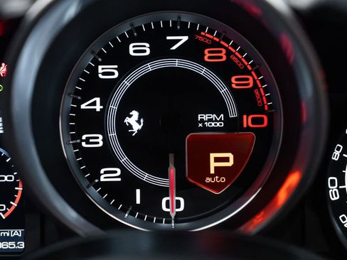 Certified 2017 Ferrari California T RWD image 28