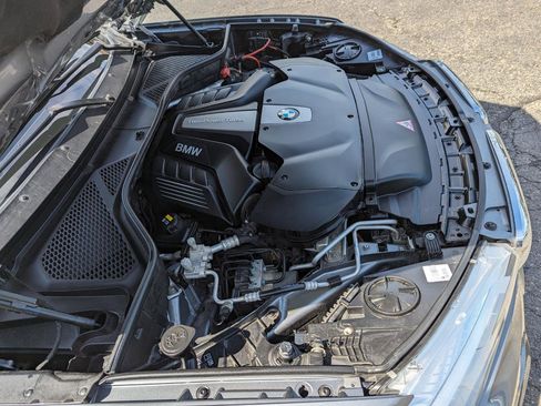 Used 2018 BMW X6 xDrive50i w/ M Sport Package AWD/4WD image 46