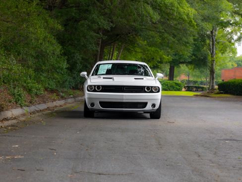 Used 2017 Dodge Challenger SXT Plus RWD image 32