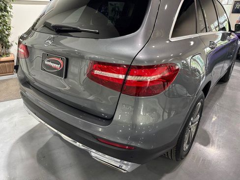 Used 2018 Mercedes-Benz GLC 300 w/ Multimedia Package image 43