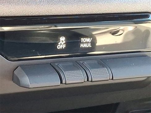 Used 2023 RAM 2500 Tradesman w/ Chrome Appearance Group image 26