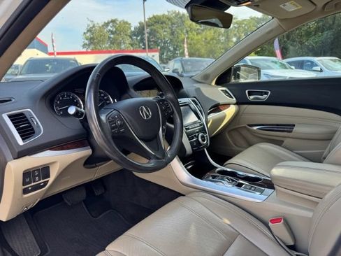 Used 2018 Acura TLX w/ Technology Package FWD image 16